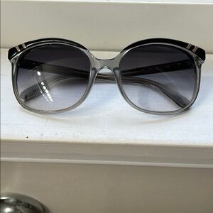Chloe Black and Gray Sunglasses
